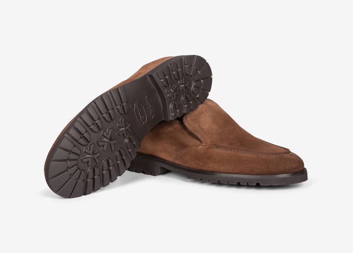 Bottine en daim souple marron