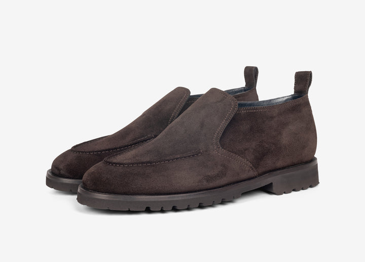 Bottine en daim souple marron