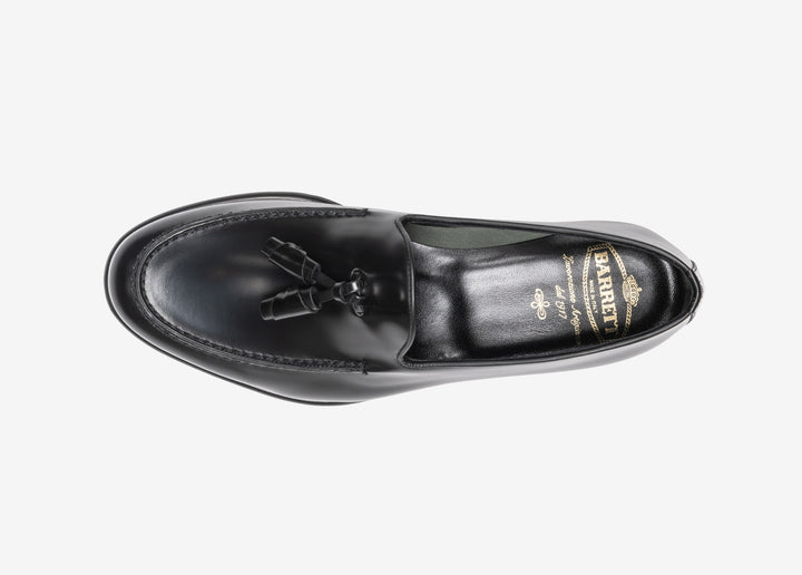 Loafer with tassels in brushed leather
