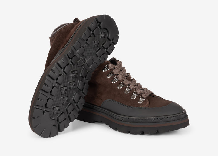 Sneaker montant en suede marron foncé