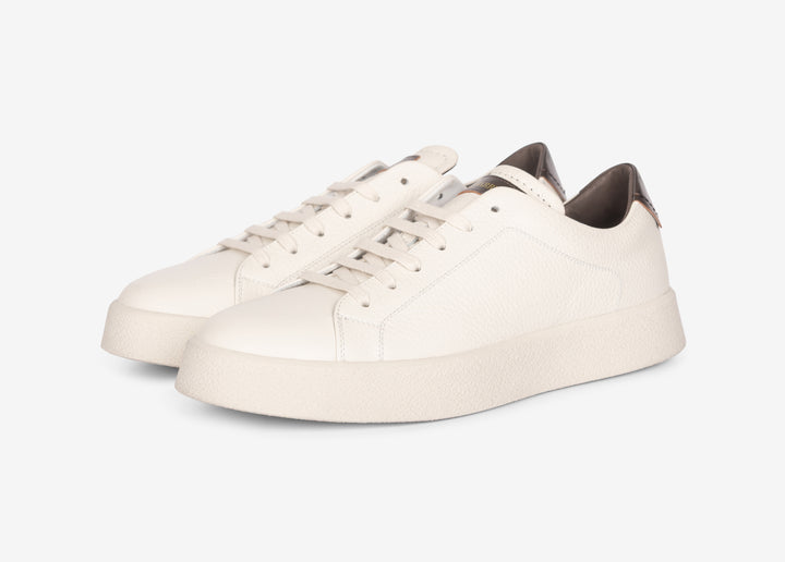 Sneaker in vitello martellato bianco sporco