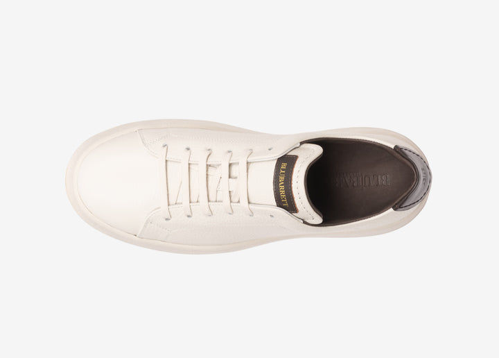 Sneaker in vitello martellato bianco sporco