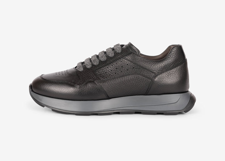 Running sneaker in vitello bottalato nero