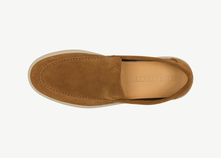 Brown moccasin in suede