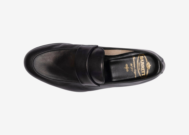 Black loafer with band detail