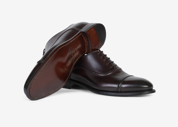 Bourgundy oxford with toe cap
