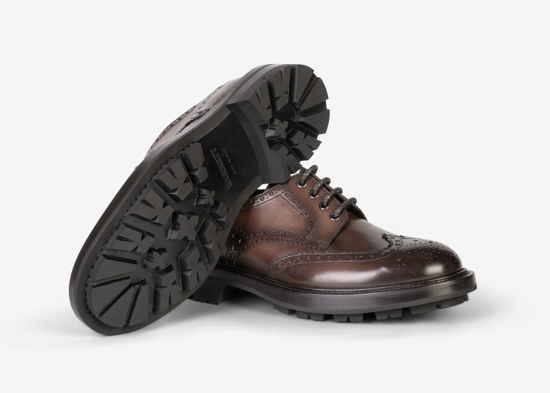 Brown brogue Derby in hand-aged leather