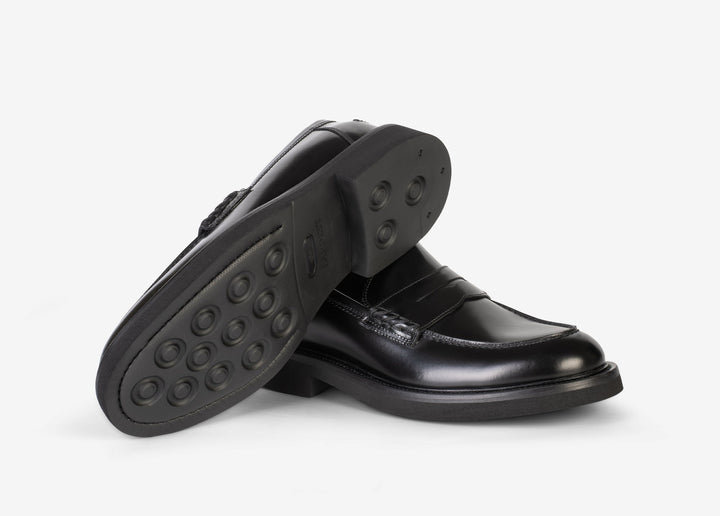 Black loafer in brushed leather