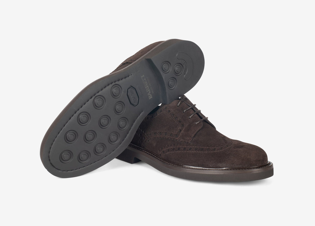 Derby in suede marrone con brogues