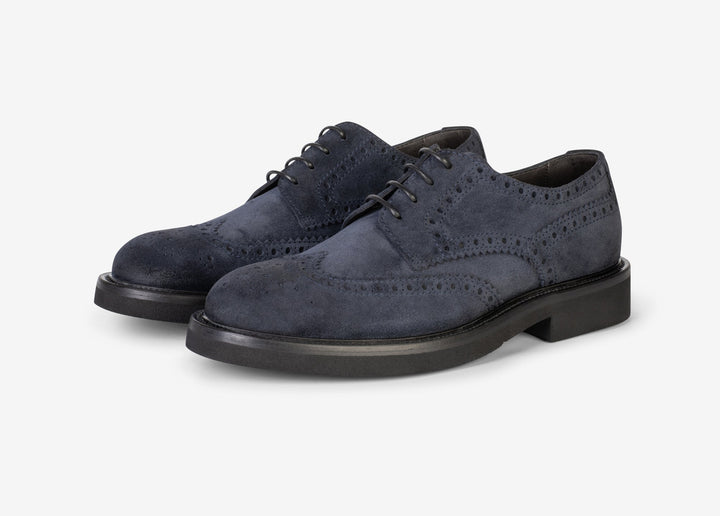 Brogue Derby shoe in suede in blue