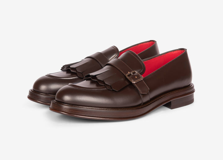 Mocassin à frange et boucle en cuir vieilli à la main