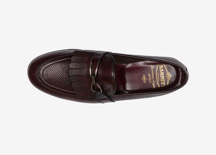 Bourgundy loafer with fringe and horsebit