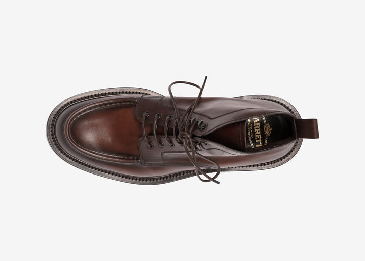 Brown ankle boot in hand-aged leather