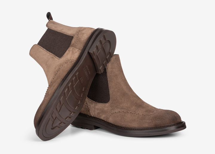 Beatles beige con decorazioni brogue in suede