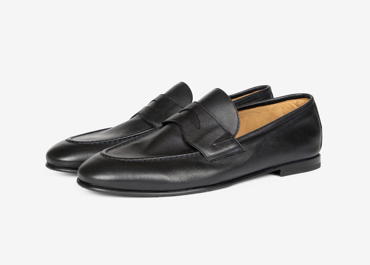 Mocassino con fascetta in morbidissima nappa nera