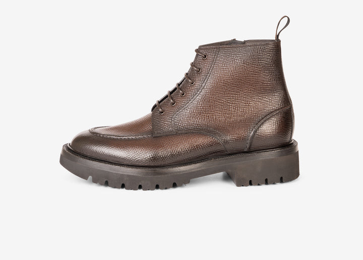 Stivaletto in pelle martellata testa di moro