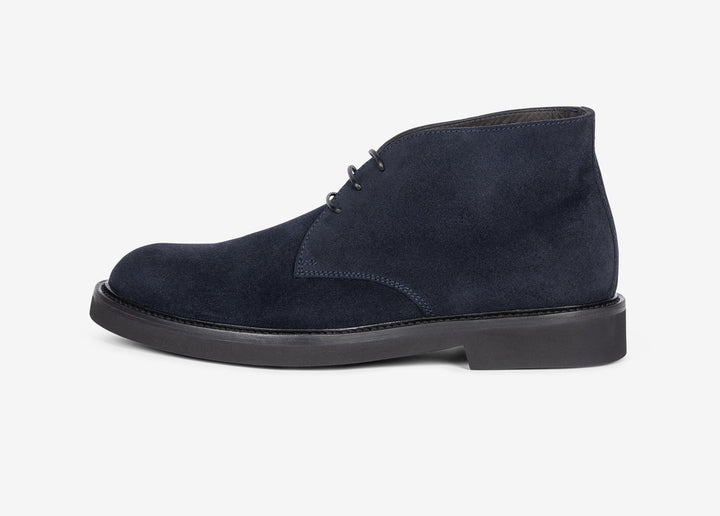 Blue ankle boot in suede 