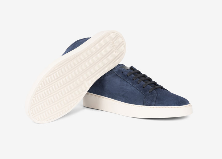 Sneaker en daim bleu