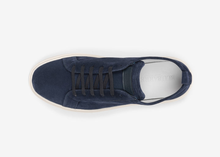 Sneaker en daim bleu