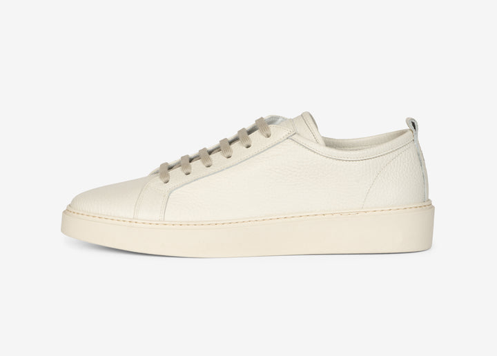 Off-white tumbled calfskin sneaker