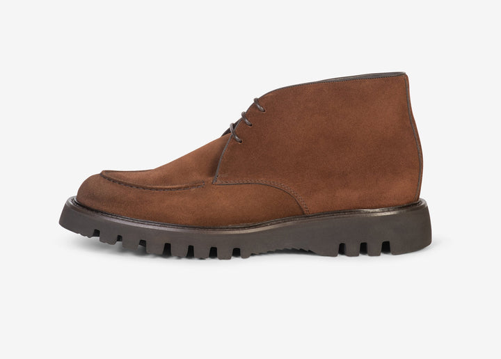 Ankle boot in brown suede