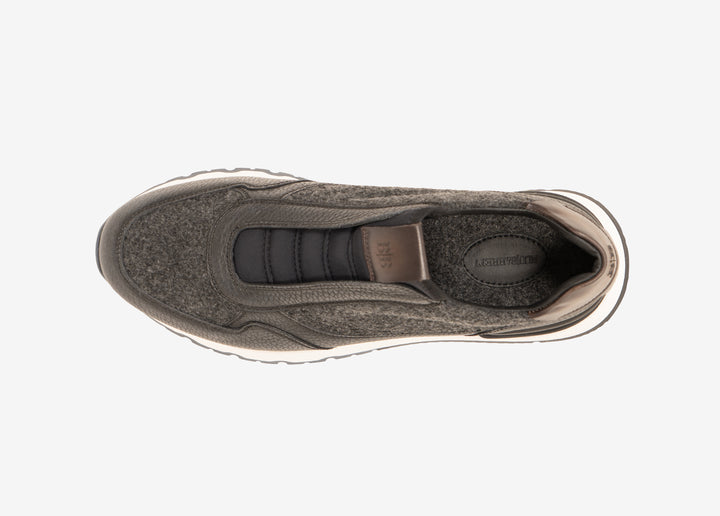 Running sneaker nera senza lacci