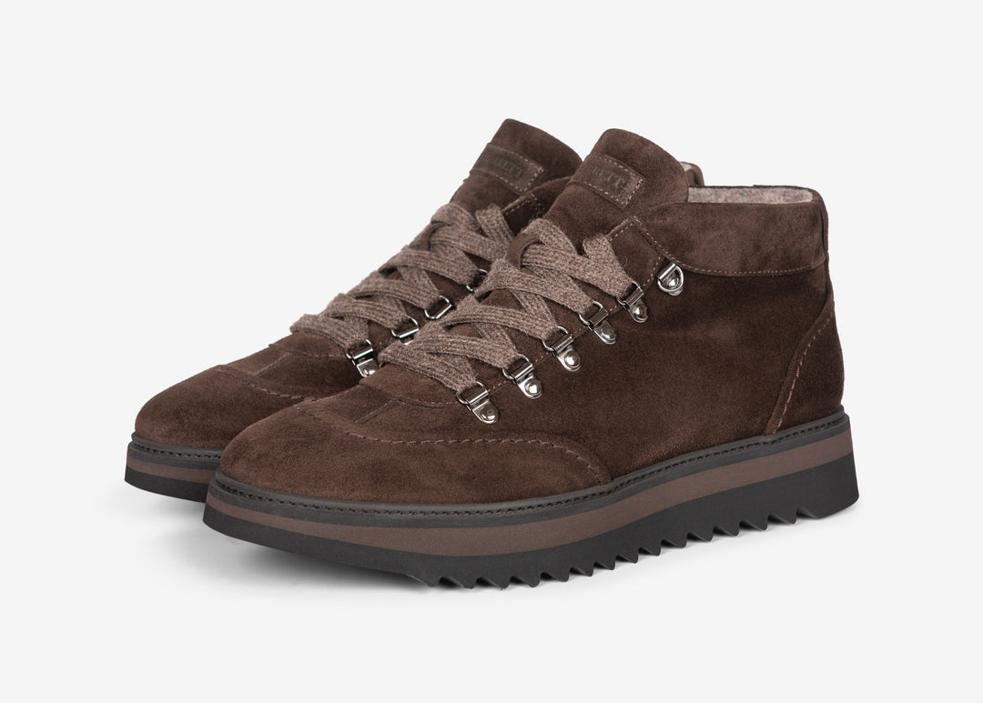 Sneaker alta in suede testa di moro
