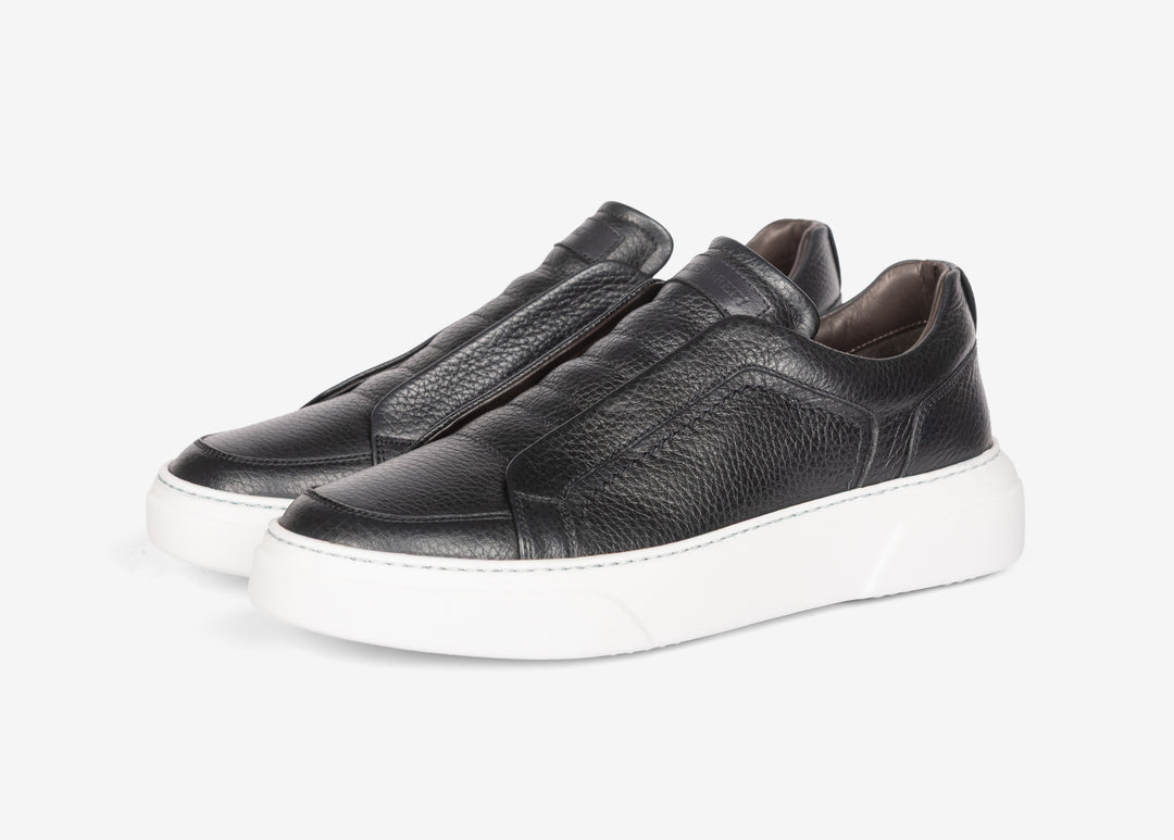 Sneaker in vitello martellato blu