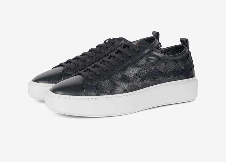 Sneaker in vitello granato intrecciato blu