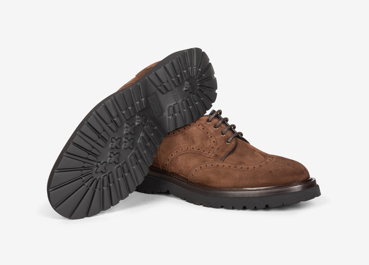 Brogue Derby in soft suede