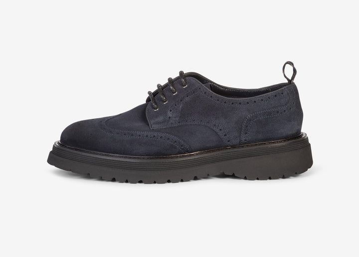 Blue suede derby with brogues