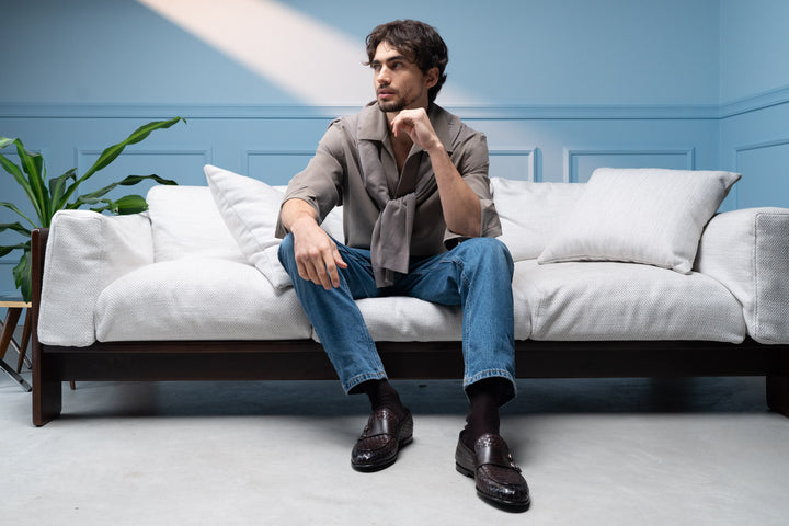 Mocassin marron en cuir tressé à double boucle