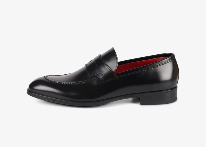 Calfskin loafer with band detail