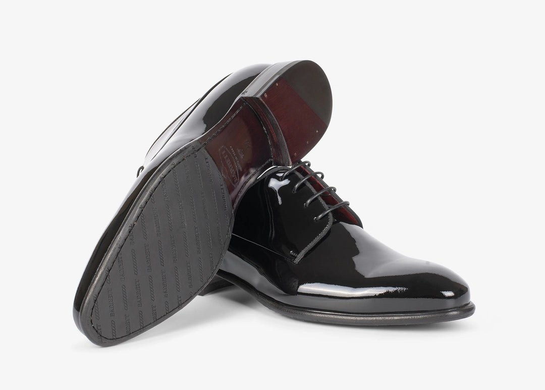Black Derby in brushed leather