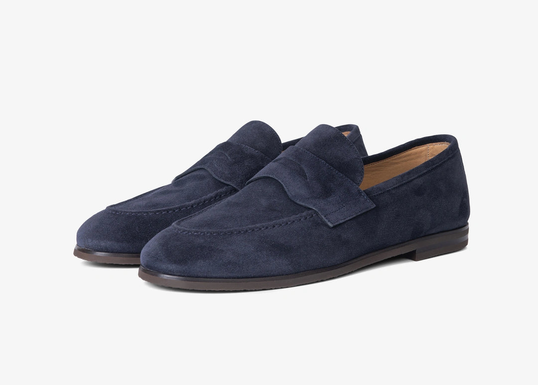 Blue penny loafer in suede