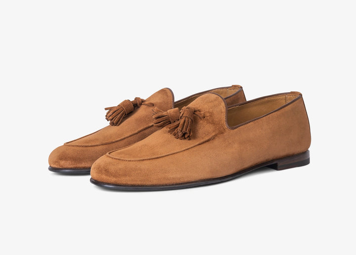 Brown suede loafer with tassels