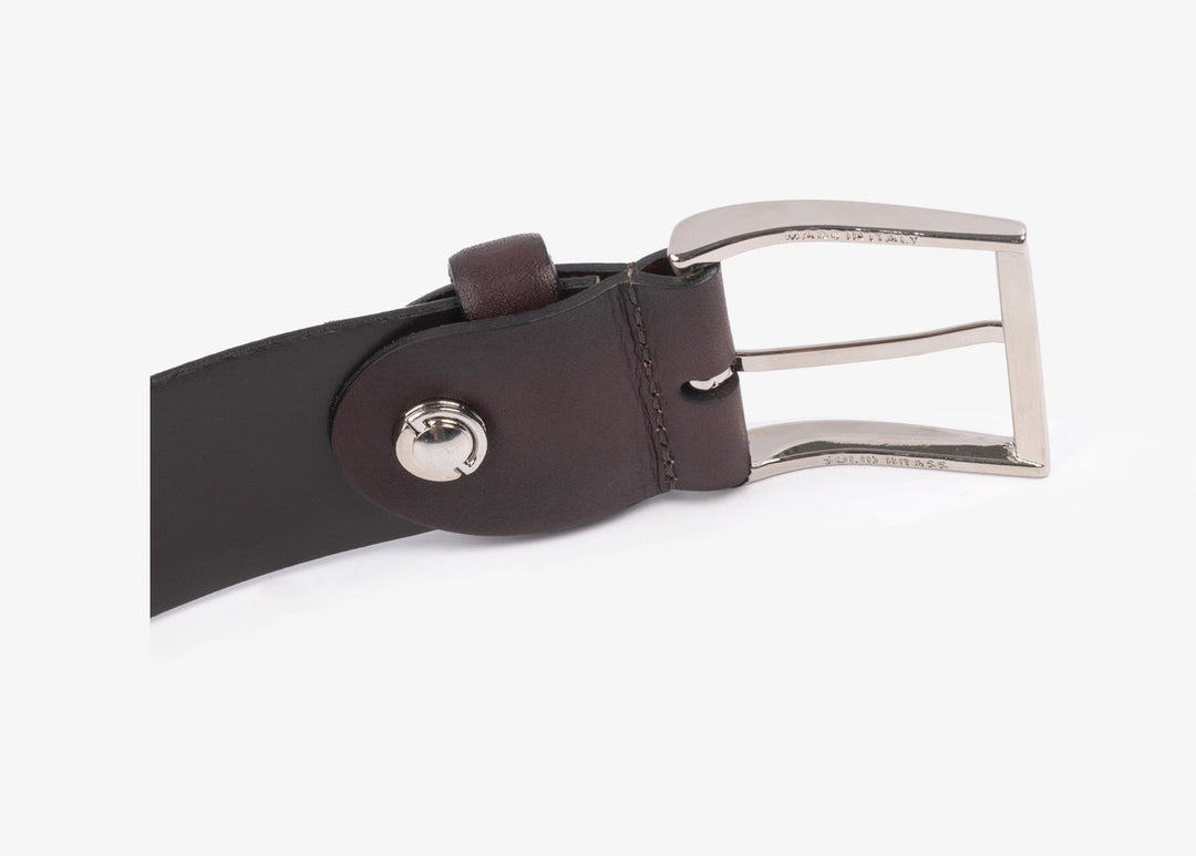 Bourgundy hand-aged leather belt