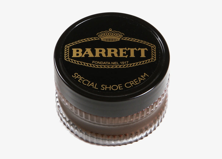 Brown shoe cream