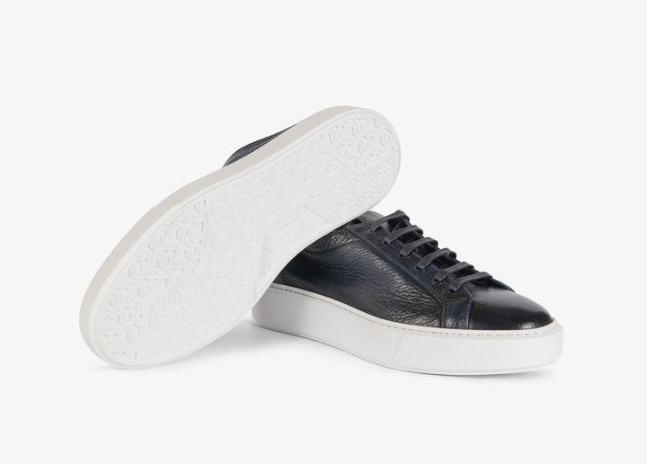 Sneaker en cuir de cerf bleu